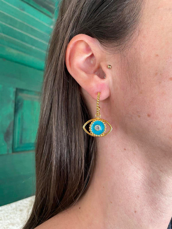 Into your eyes earrings